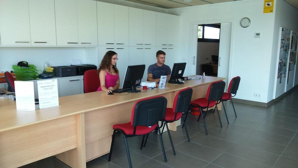 מלגרט דה מאר Camping Resort Els Pins מראה חיצוני תמונה